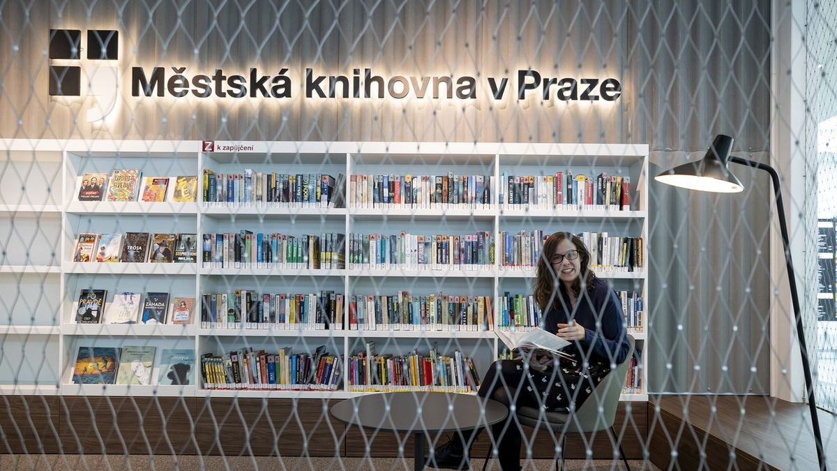 FOTO: Knihovna bez knihovníka
